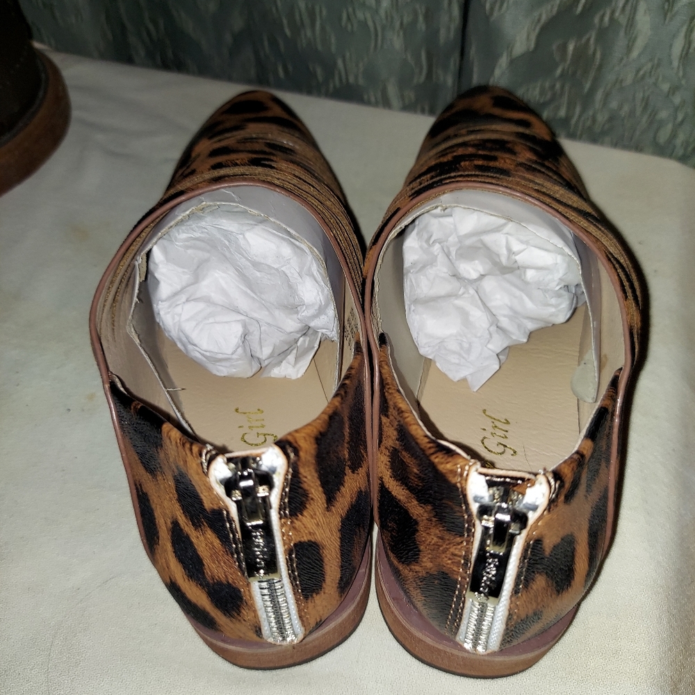 Booties - Picture 3 of 6